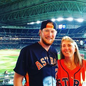 Meet your Posher, Hunter